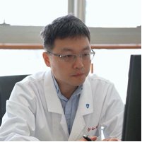 陈竟文医生