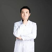 刘一鸣